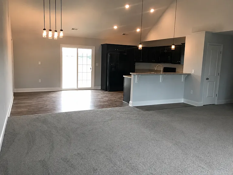 104 Neuse Dr — Photo 3