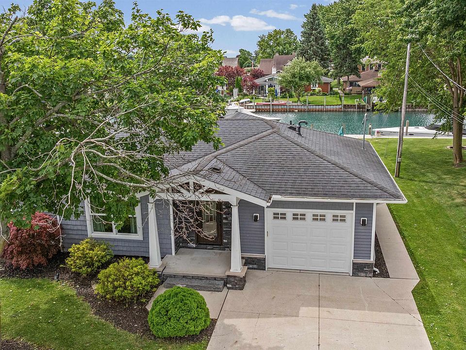 1st image of 7741 Colony Dr