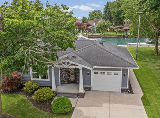 7741 Colony Dr, Clay, MI 48001