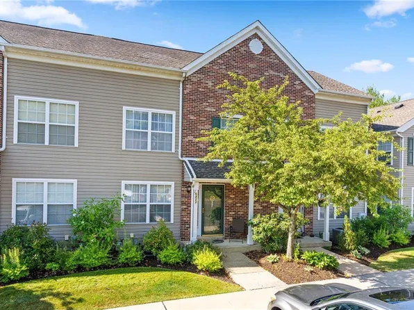 5422 Simpson Cir, Doylestown, PA 18902