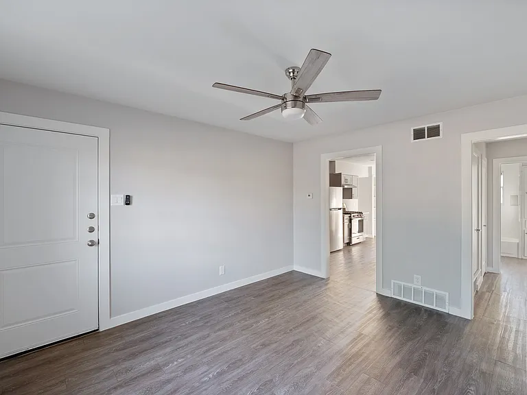 2717 Patricia Ln #B — Photo 5