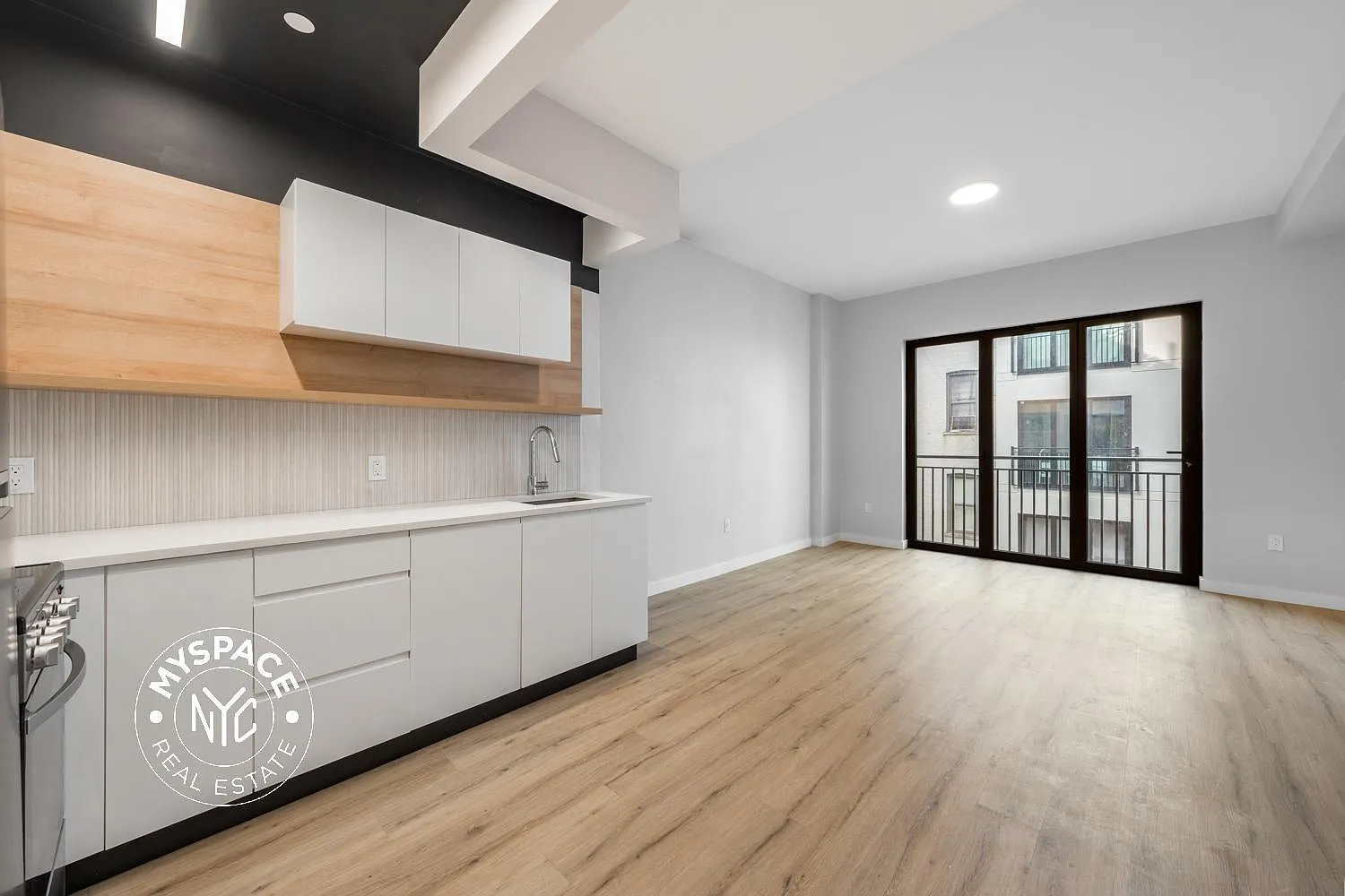 219 Lenox Road — Photo 4