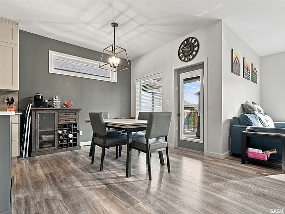 3rd image of 1119 Pringle Way