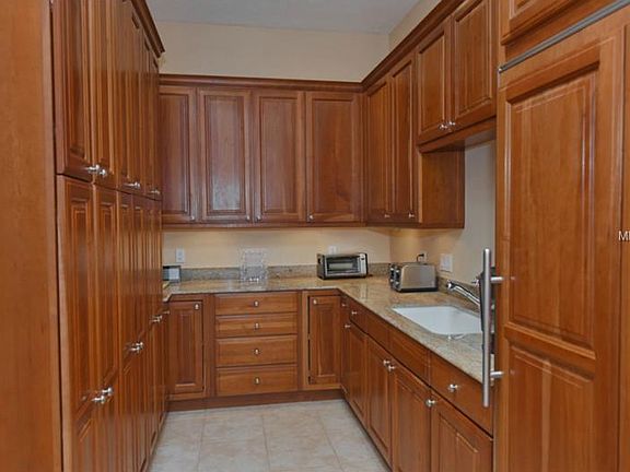 5th image of 847 Mac Ewen Dr