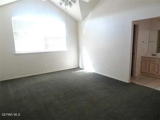 7481 Umbria Dr — Photo 13