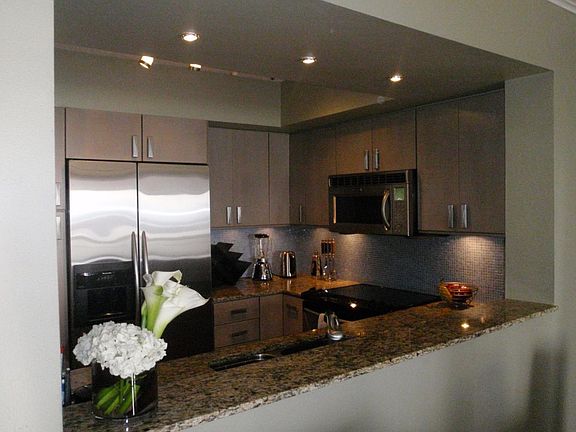 3rd image of 1900 Sunset Harbor Dr APT 1206