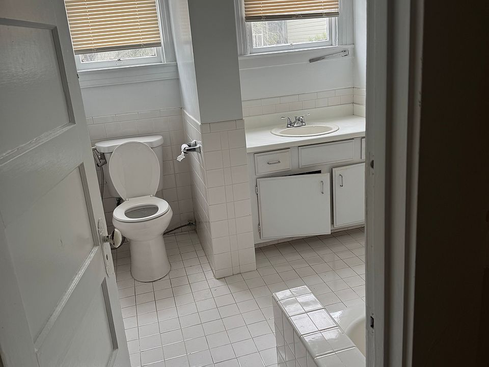 1st image of 2687 McAllister St APT 2