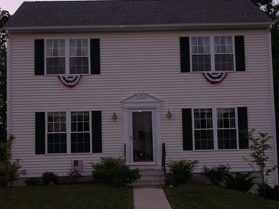 2nd image of 67 Alice Street Ext