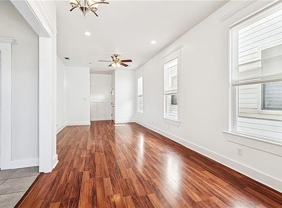 5th image of 2418 General Taylor St
