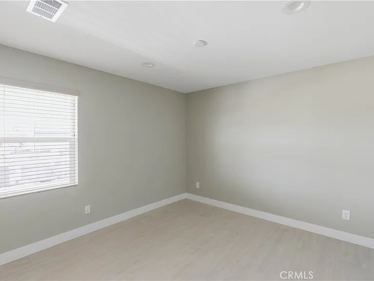 12415 Sycamore St #3 — Photo 20