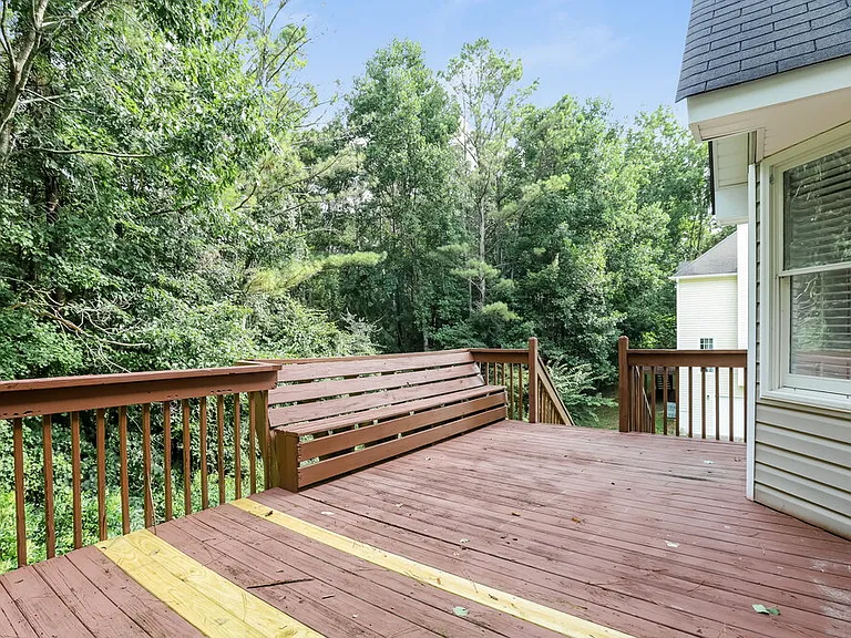 815 Tynsdale Dr — Photo 18