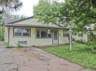 3450 S Saint Clair St, Wichita, KS 67217