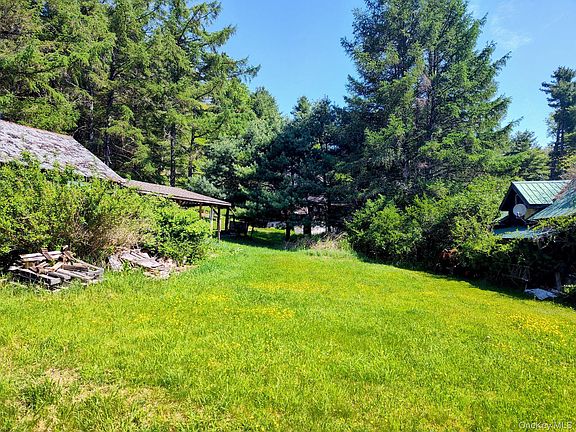 3rd image of 174 Forestburgh Road