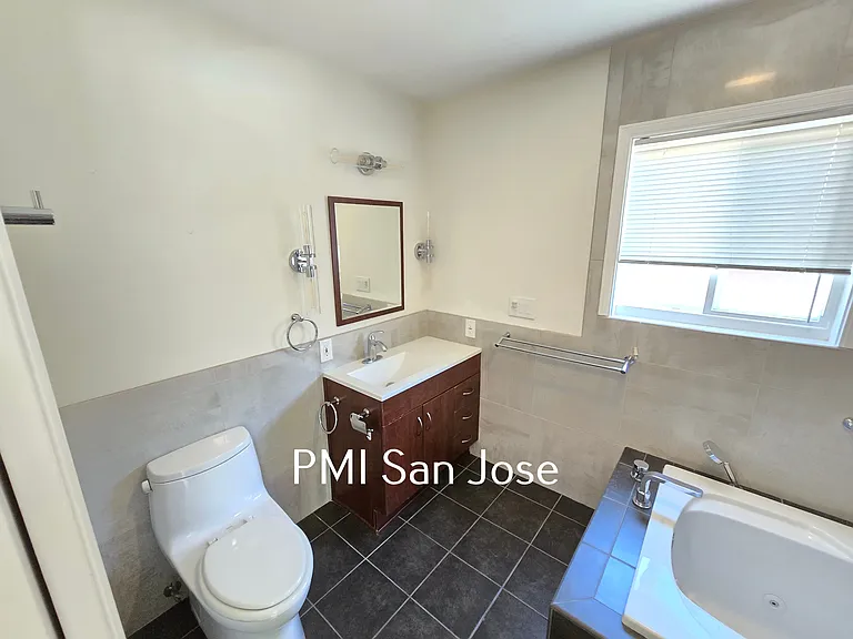 16870 Gallop Dr — Photo 7