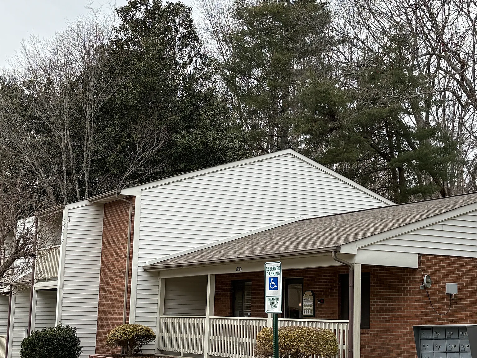 Willow Hill — Photo 2