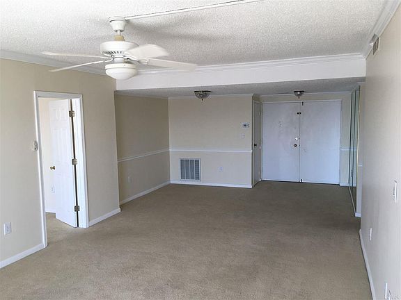2nd image of 615 Bayshore Dr APT 504