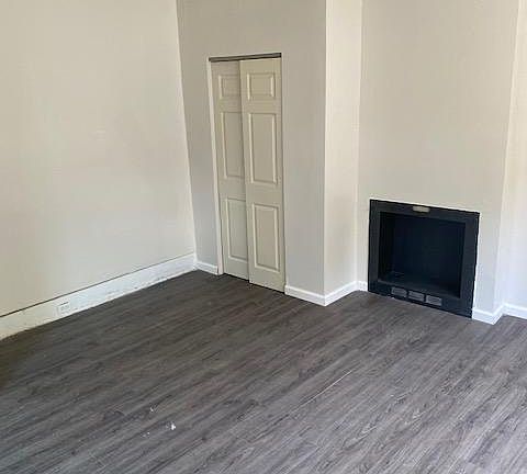 2nd image of 2141 Clifton Ave