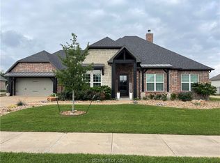 1205 Quarry Oaks Dr, College Station, TX 77845