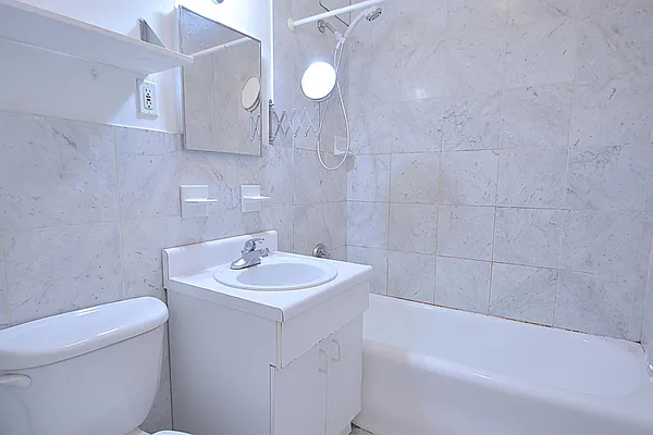 Rented by Keller Williams NYC | media 6