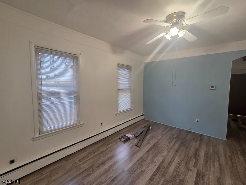 2 bed, 1.0 bath, $2,000 — Photo 3