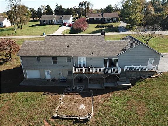 4th image of 3604 Farmfield Dr