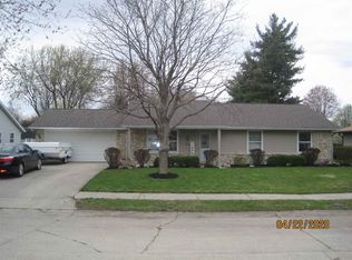 2300 W Village Dr, Muncie, IN 47304
