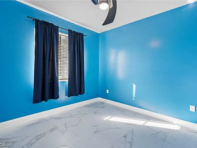 24 Crestwood Cir S — Photo 22