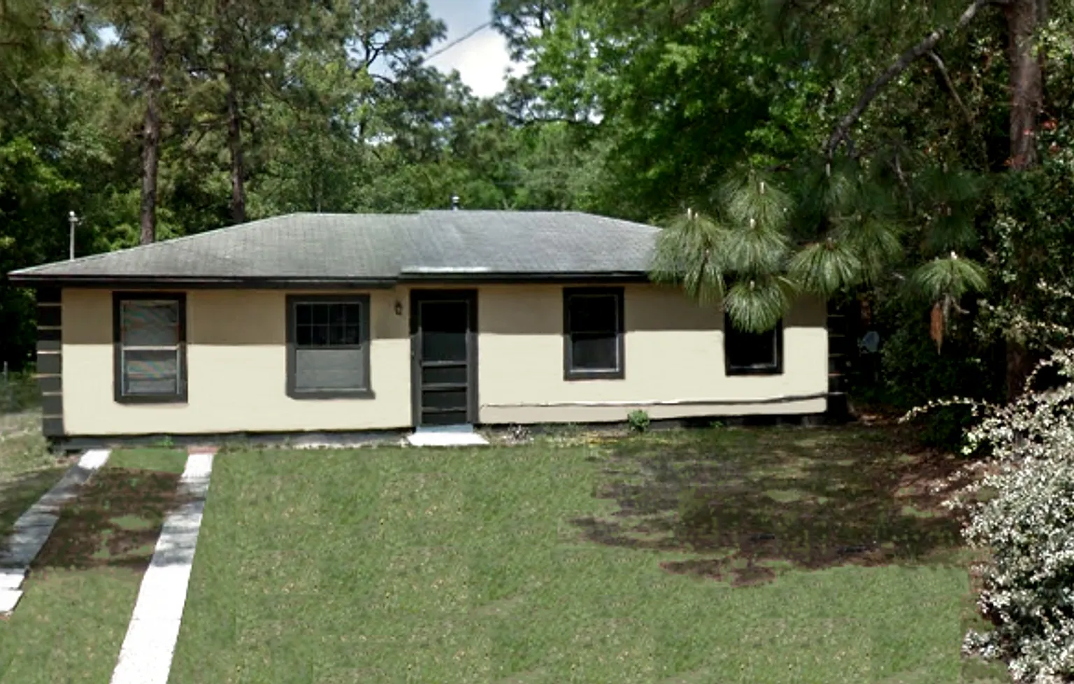 Lease w Option to Purchase available — Photo 1