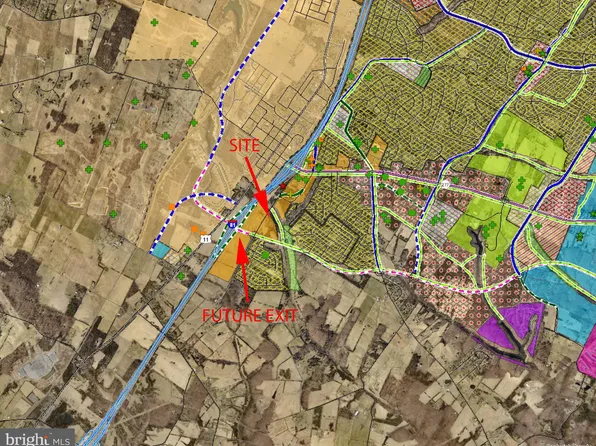 349 Town Run Ln, Stephens City, VA 22655