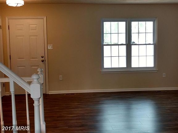 3rd image of 7686 Wolford Way