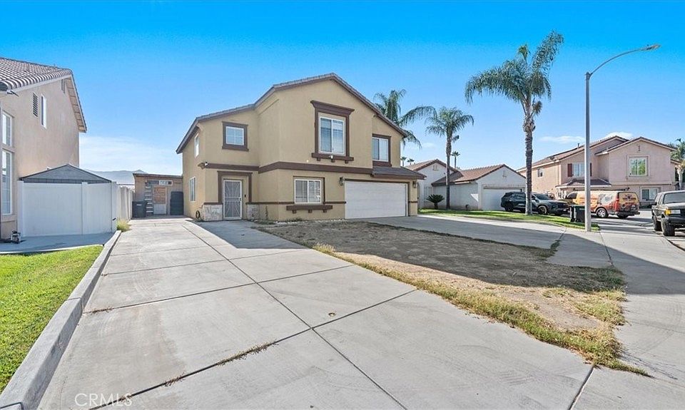 1st image of 358 Pamela Ct