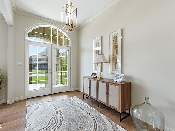 2nd image of 1501 N Legend Ct
