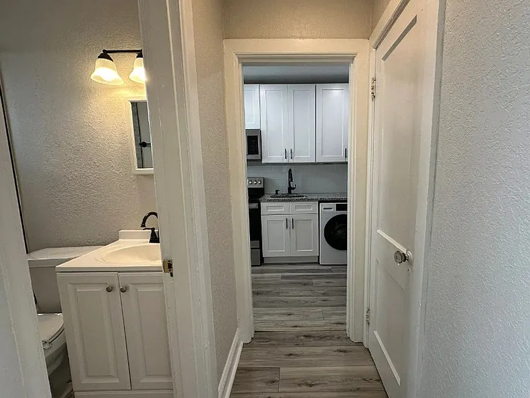 517 Columbia Dr — Photo 42