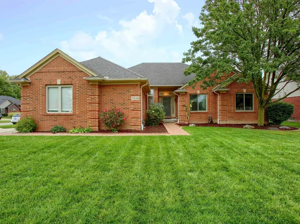 53634 Meadow Creek Dr, New Baltimore, MI 48047