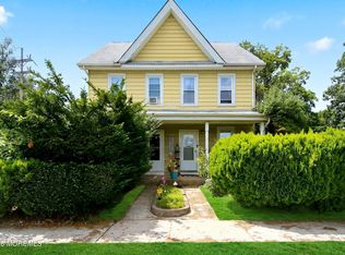135-137 Academy St, Hightstown, NJ 08520
