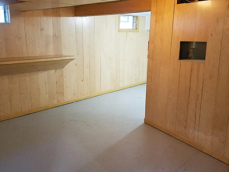 635 Fuller Ave NE — Photo 15