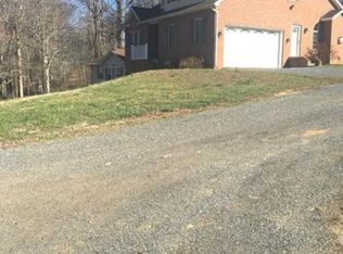 1789 Stinnett Rd, Huntingtown, MD 20639