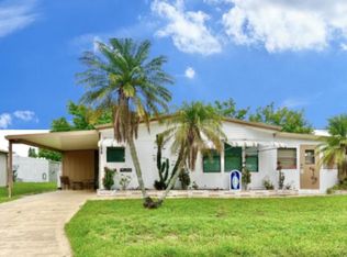 6226 S Joshua Ln, Lake Worth, FL 33462