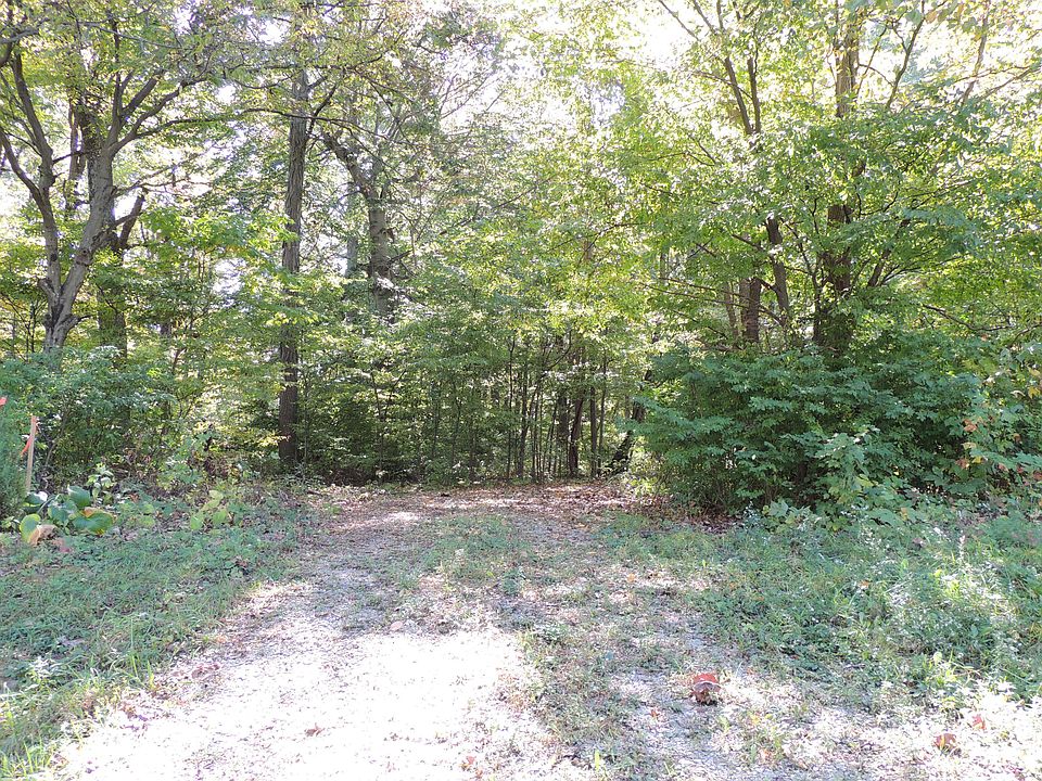 1st image of 393 Santee Dr