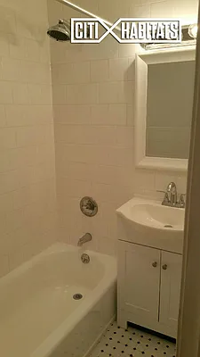 Rented by Citi Habitats | media 25