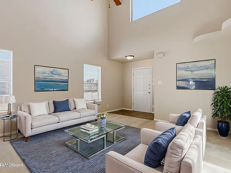 2300 Glitter Point — Photo 2