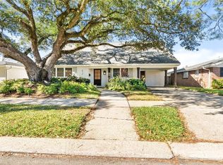 212 Nelson Dr, River Ridge, LA 70123