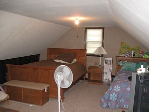 5th image of 715 Alcove St