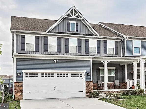 604 Longleaf Dr, Newark, DE 19702
