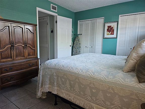 4th image of 2525 W Bay Dr APT A13