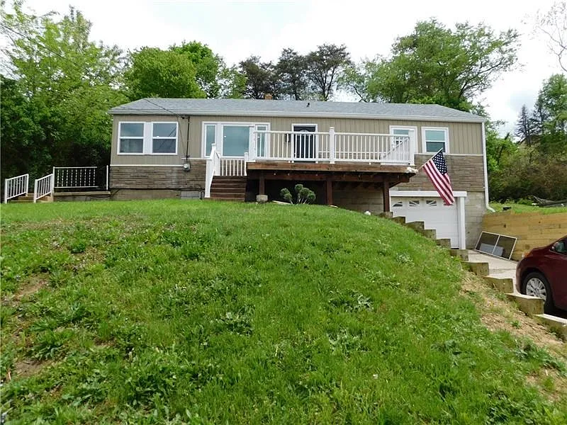 2413 Kane Rd photo 1
