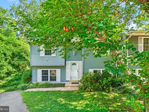 1692 Secretariat Dr, Annapolis, MD 21409