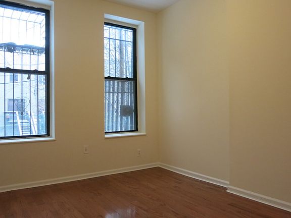 2nd image of 203 Kosciusko St APT 1