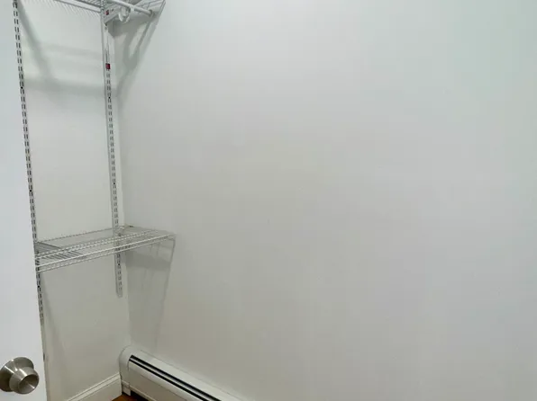 76 Beacon Avenue image 9 of 34