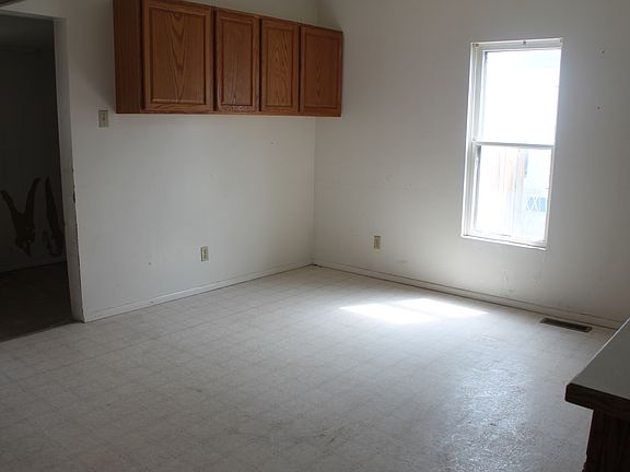 5th image of 709 Culbertson Ave